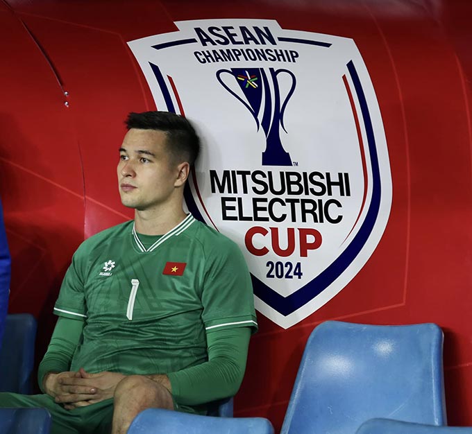 Nguyễn Filip chờ cơ hội ra sân tiếp theo tại AFF Cup 2024 - Ảnh: FBNV