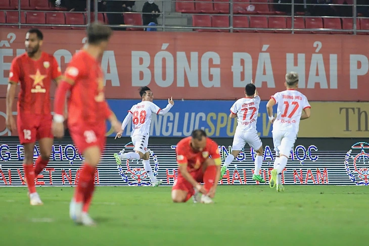 Vòng 14 V-League 2024 - 2025: 'Đại chiến' trên sân Hàng Đẫy - Ảnh 3.