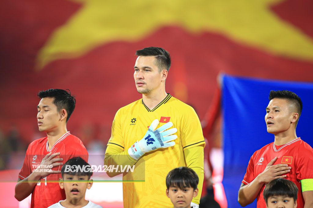 Nụ cười của Nguyễn Filip 1