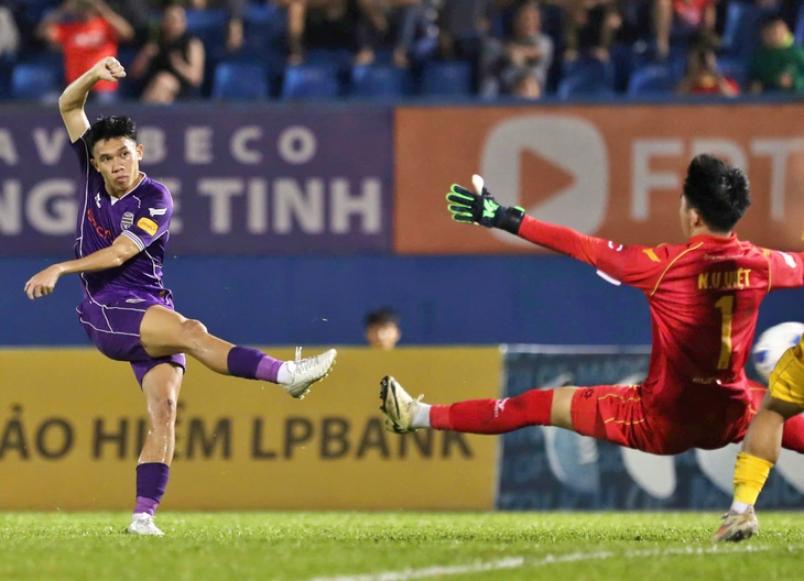HLV đội tuyển Lào Ha Hyeok Jun: Không để tuyển Việt Nam ghi bàn - Ảnh 1.